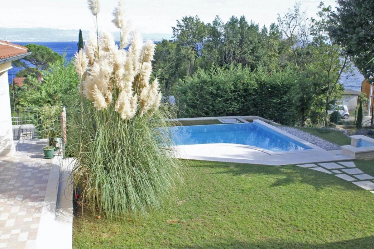 Bruk In Lovran - Kvarner Region Exterior foto